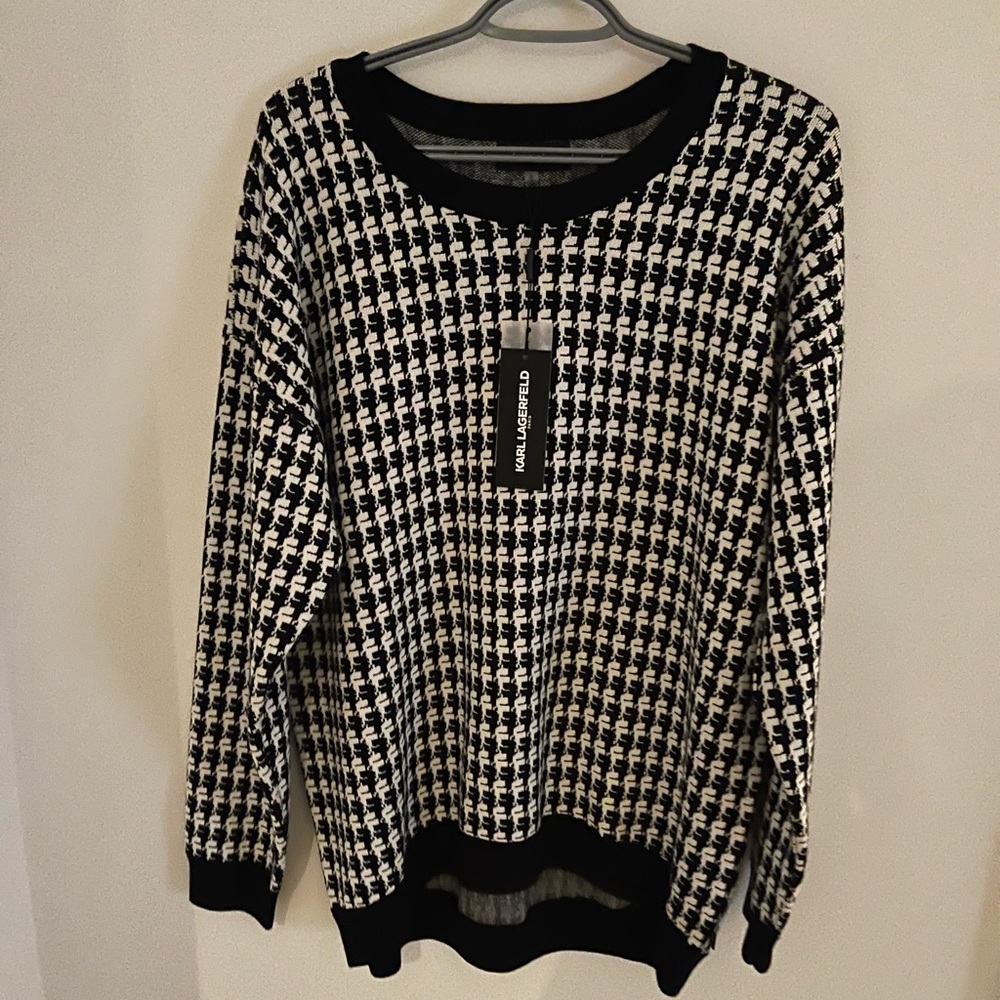 Karl lagerfeld sweater